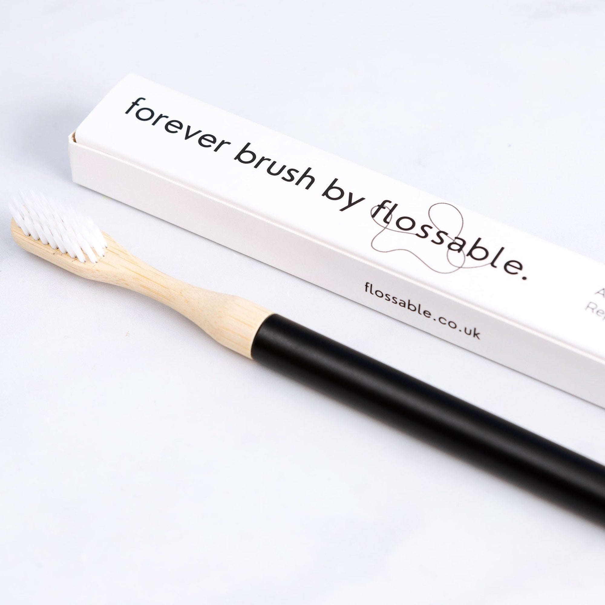 The Black | Eco-Friendly Toothbrush (Replaceable Heads)