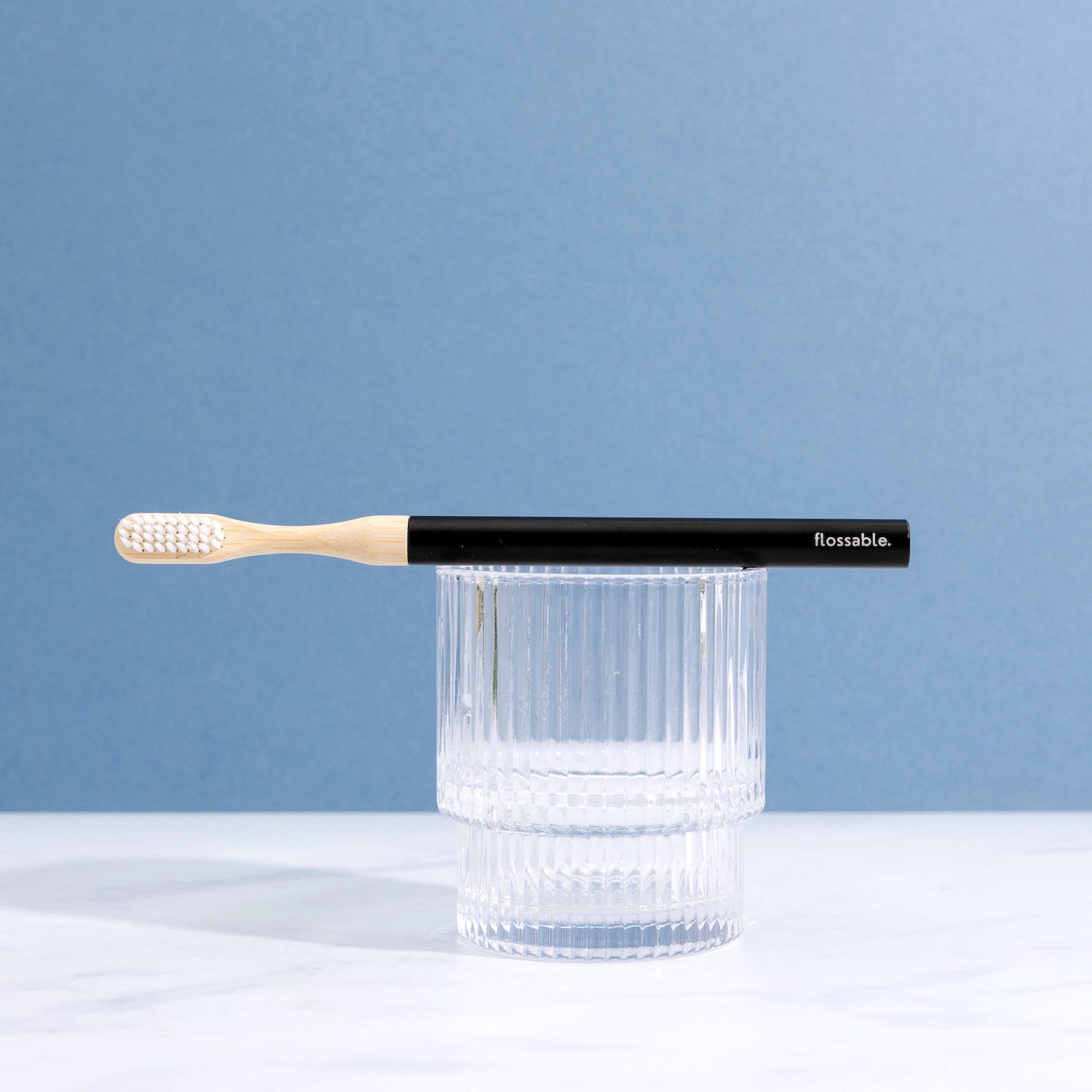 The Black | Eco-Friendly Toothbrush (Replaceable Heads)